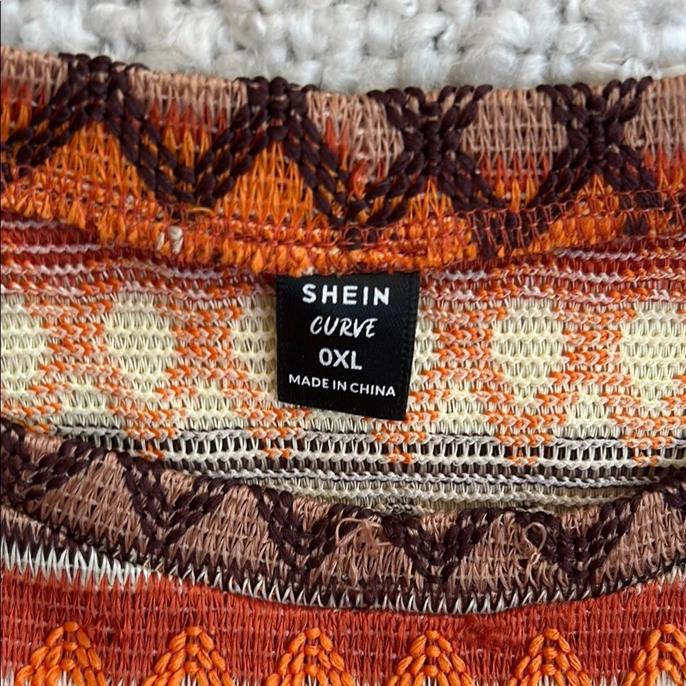SHEIN Black and Orange Graphic Crop Tank Top - Picture 2 of 3
